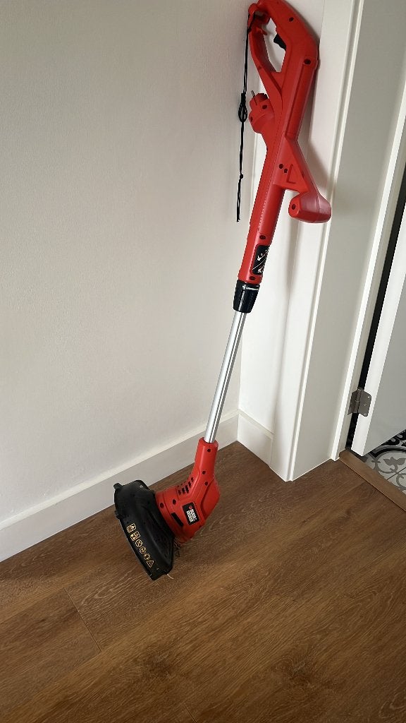 Black & Decler kantensnijder, Tuin en Terras, Grastrimmers, Ophalen, Gebruikt, Black & Decker, 10 tot 30 cm