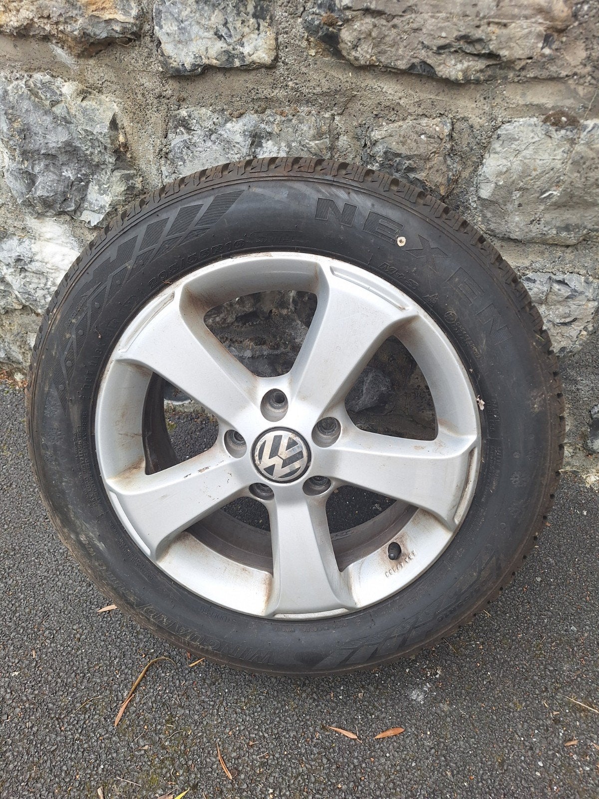 Jantes et pneus hiver VW Golf 6, Ophalen, Gebruikt, 16 inch, Band(en)