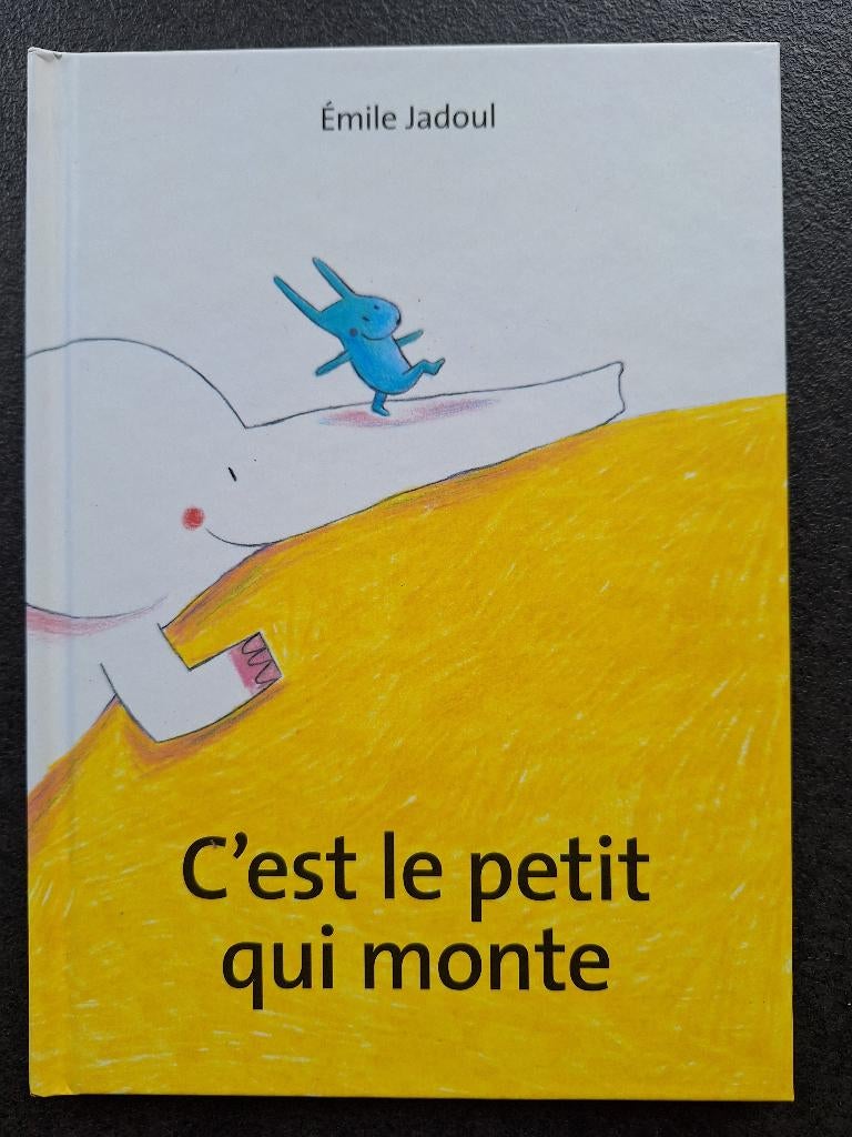 C'est le petit qui monte - Emile Jadoul, Boeken, Kinderboeken | Baby's en Peuters, Zo goed als nieuw, 2 tot 3 jaar, Ophalen