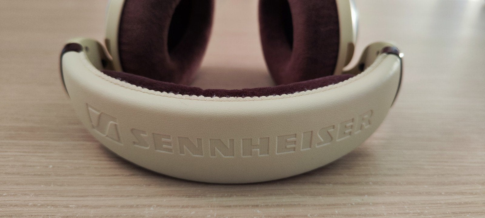 SENNHEISER HD598 in mint condition!, Audio, Tv en Foto, Hoofdtelefoons, Ophalen of Verzenden, Sennheiser
