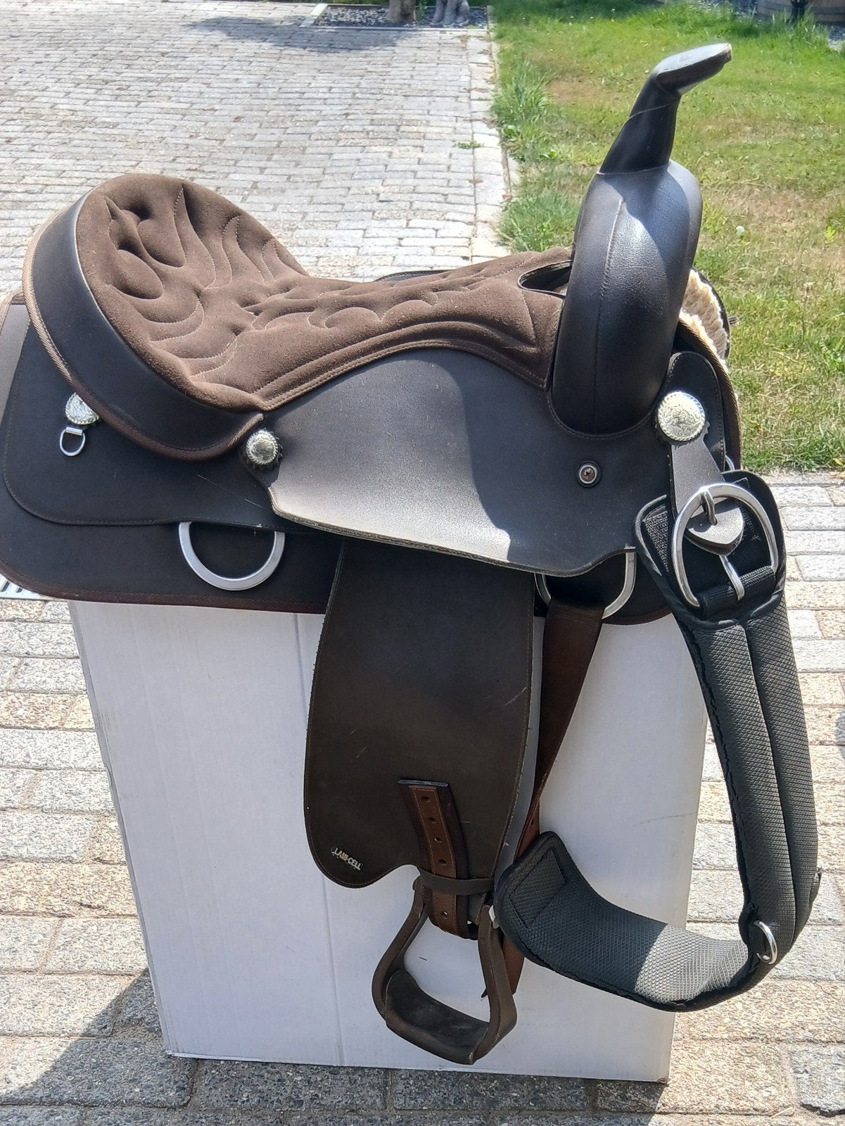 kunstof westernzadel 16inch lamicel, Dieren en Toebehoren, Paarden en Pony's | Zadels, Ophalen