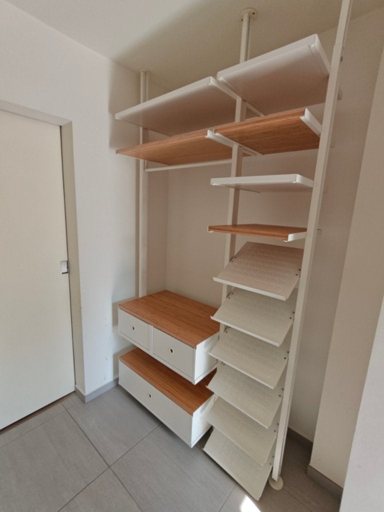 IKEA ELVARLI open kleerkastsysteem in bamboe/wit, Huis en Inrichting, Kasten | Kleerkasten, 100 tot 150 cm, Zo goed als nieuw