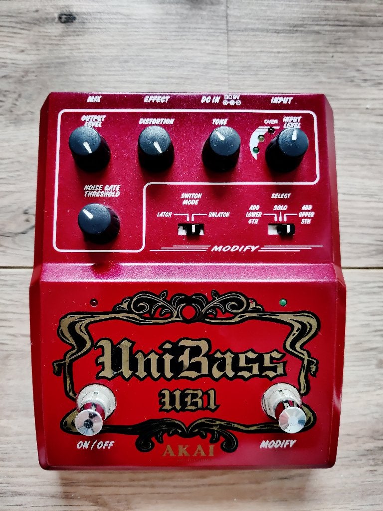 Akai Unibass UB1 - zeldzaam en in zeer goede staat, Enlèvement ou Envoi, Utilisé, Distortion, Overdrive ou Fuzz
