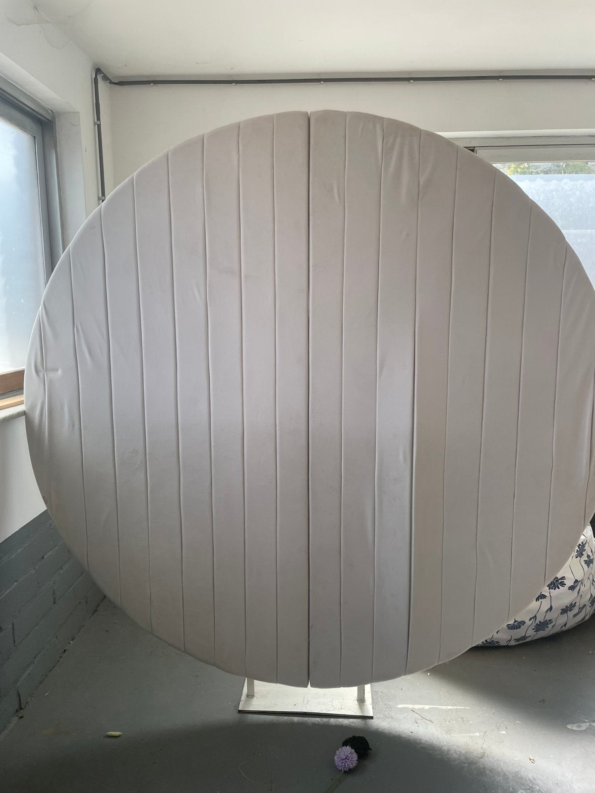 Ronde achterwand, Enlèvement, Comme neuf