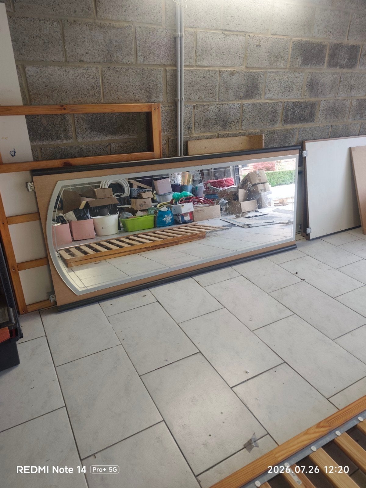 garde robe 3 porte a donner complète, Ophalen