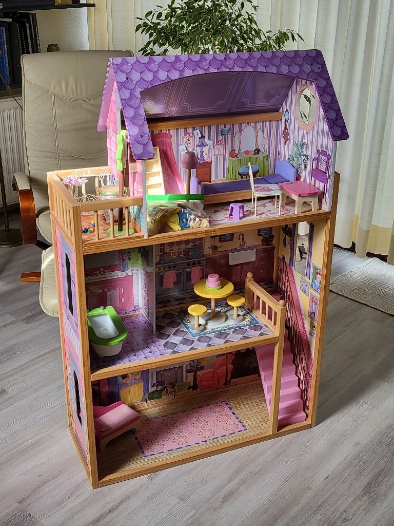 Groot houten poppenhuis, Ophalen, Zo goed als nieuw, Poppenhuis