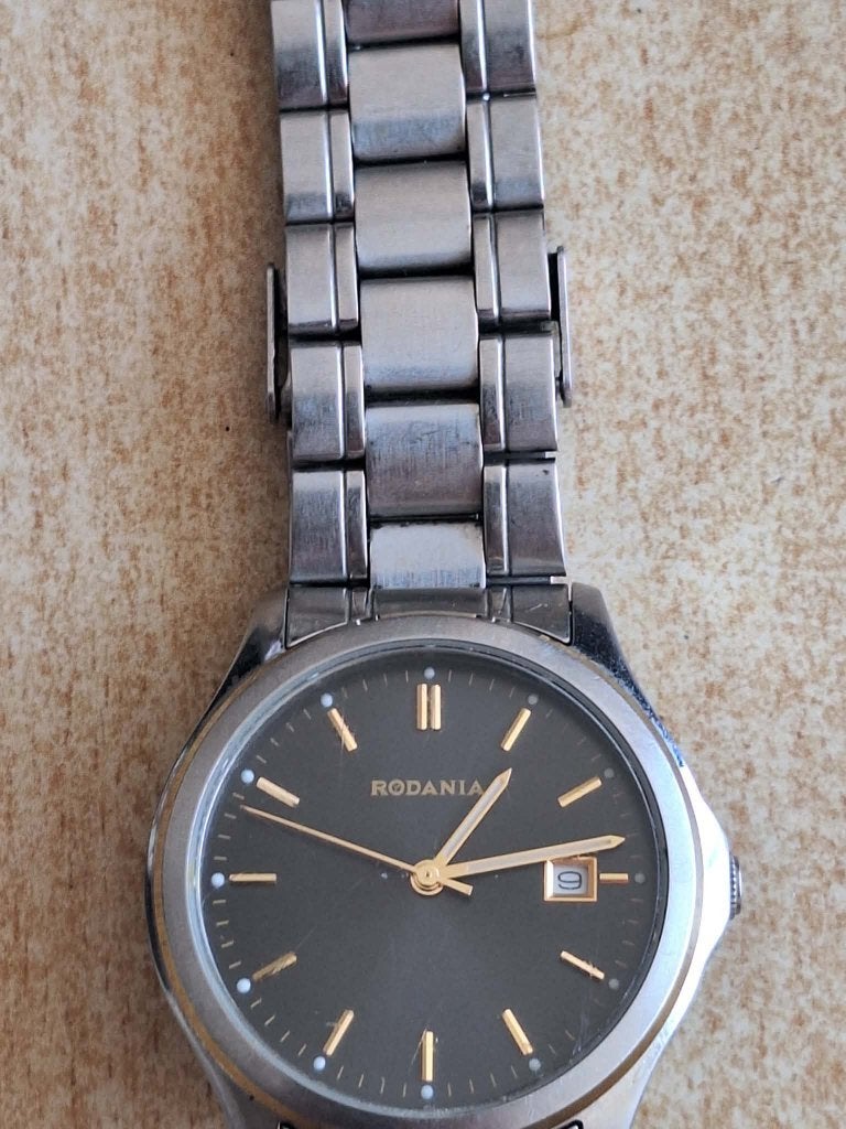 Belle montre analogique pour homme de la marque Rodania, Montre-bracelet, Autres marques, Enlèvement ou Envoi, Acier