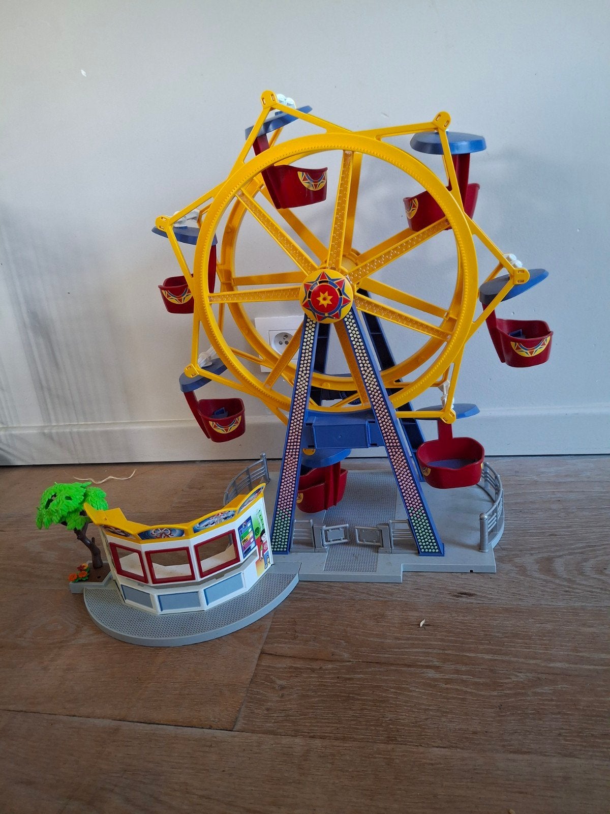 Playmobil 5552 - Groot Reuzenrad met verlichting (Kermis), Ophalen