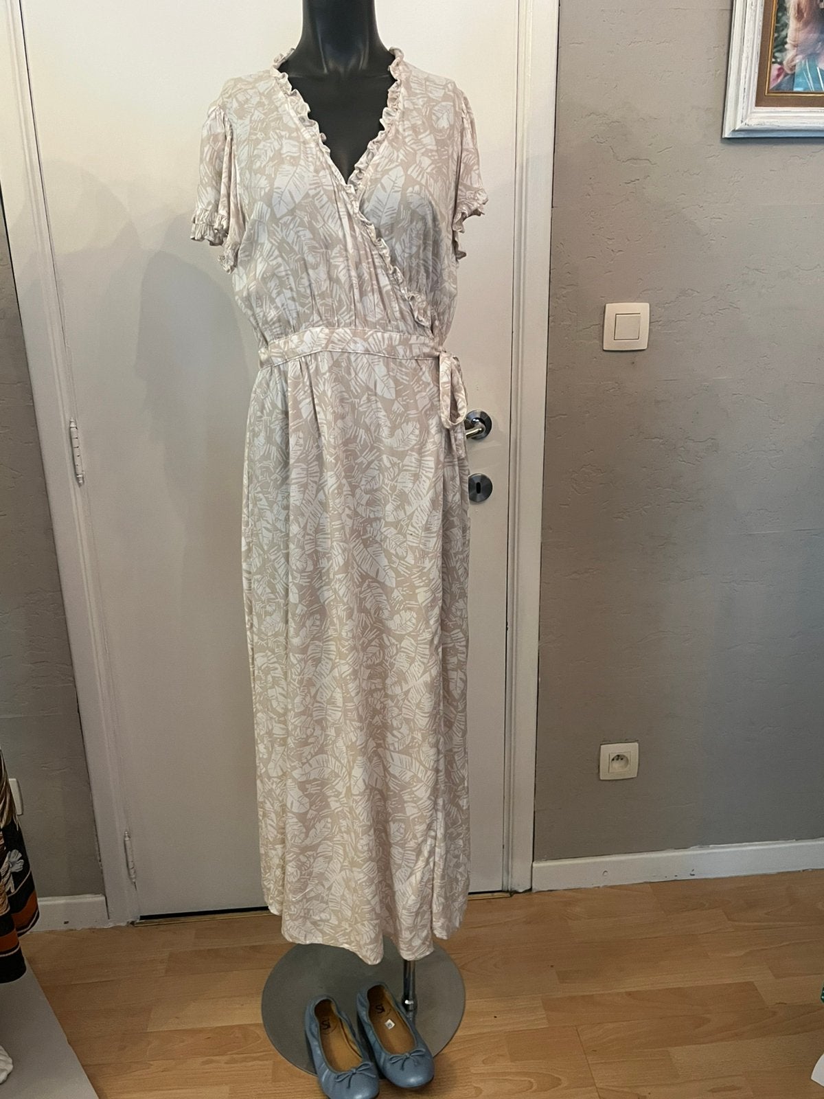Robe d'été de haute qualité de Carroll, en parfait état, Enlèvement ou Envoi, Comme neuf, Taille 38/40 (M)