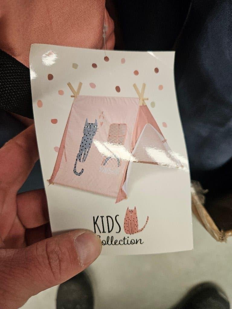 Partij 22 kinder speeltenten / tipi tenten, Ophalen, Overige categorie