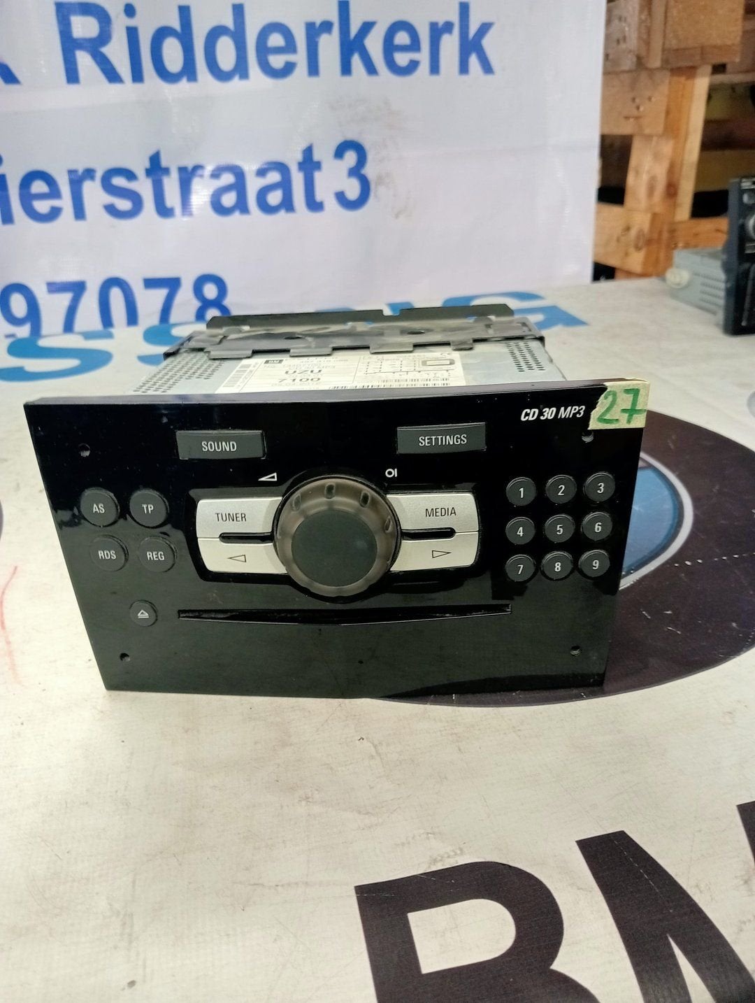Opel Corsa D radio 13407100, Autos : Divers, Autoradios, -, Utilisé, -, -