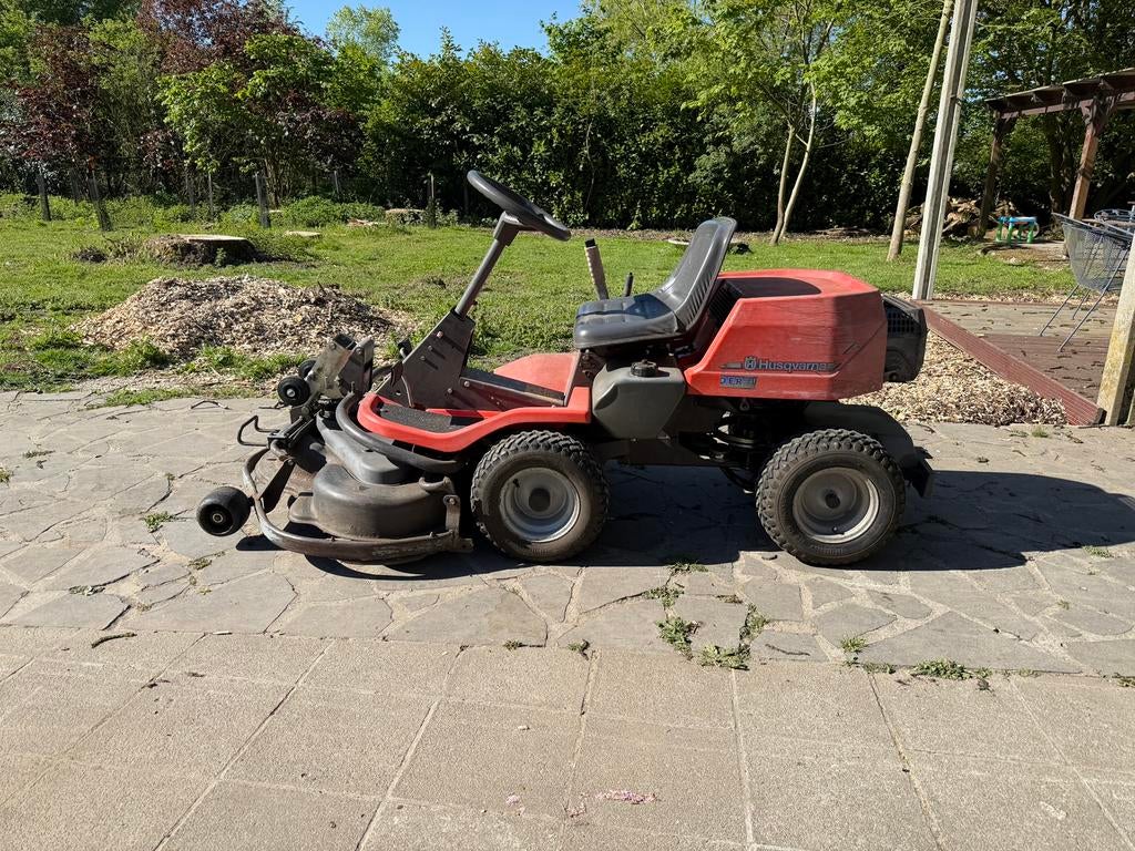 Husqvarna rider 16, Tuin en Terras, Zitmaaiers, Ophalen, Zo goed als nieuw