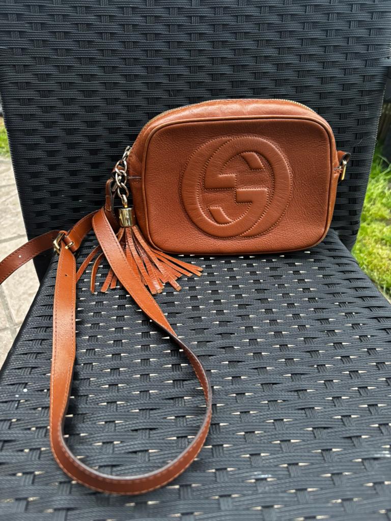 Gucci handtas mooie staat, Handtassen en Accessoires, Tassen | Schoudertassen, Ophalen, Gebruikt, Bruin