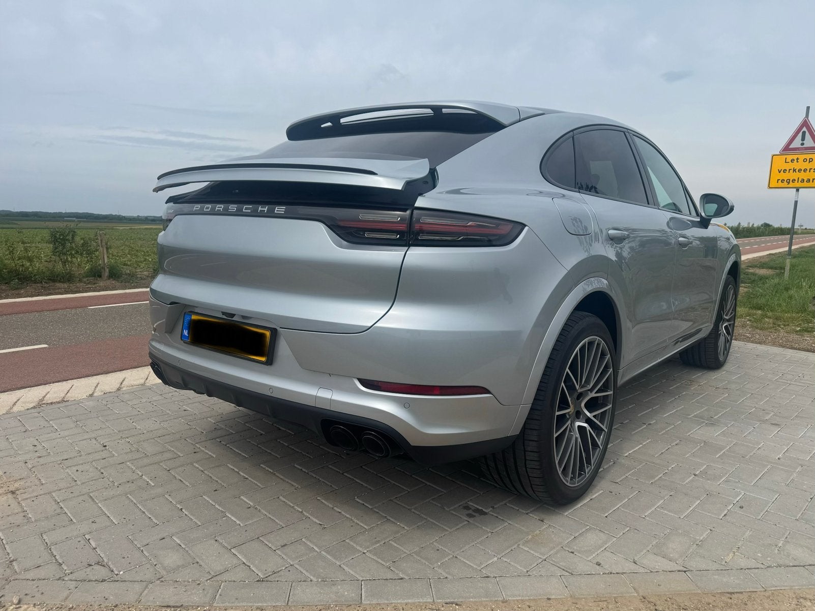 Porsche cayenne 3.0 coupe 58000km, Auto's, Porsche, Automaat, Cayenne, Leder, Dealer onderhouden