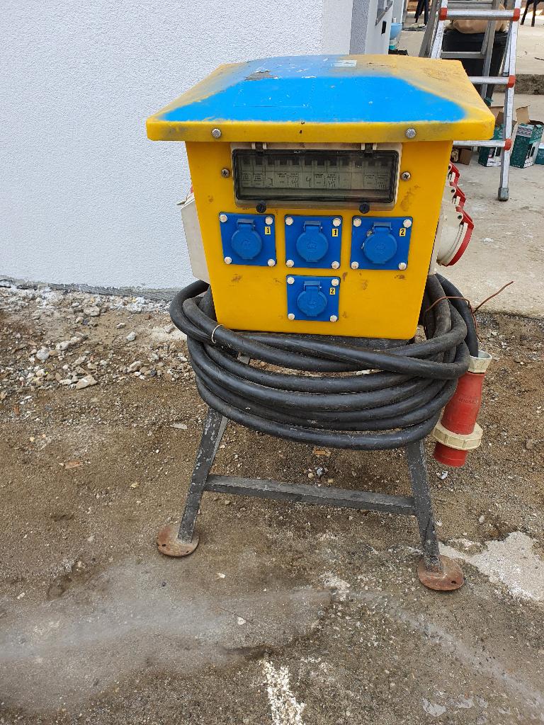 Werfkast 63A zwaar prof. Werfkast, elektriciteit kast, 230v, Doe-het-zelf en Bouw, Ophalen, Zo goed als nieuw, Overige typen