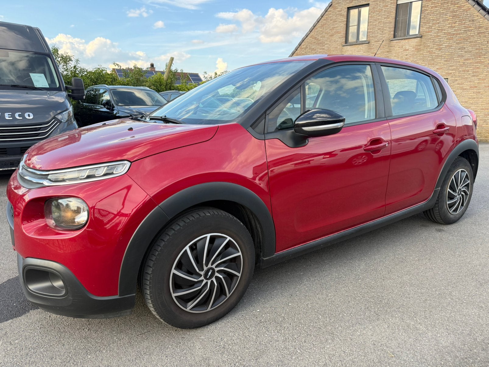 CITROËN C3 | 11/2017 | 1.2i | DR DÉJÀ REMPLACÉ, Autos, Citroën, Rouge, Achat, 50 kW, Euro 6