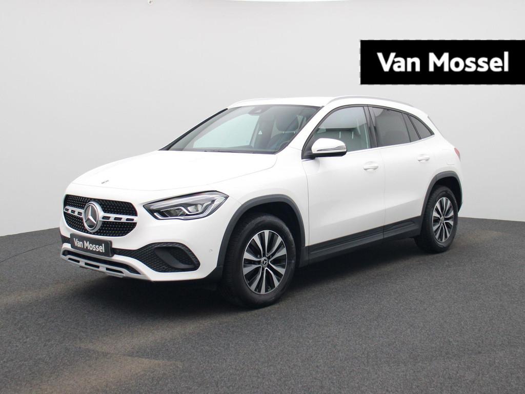Mercedes-Benz GLA GLA 180 d Business Solution LED | CAMERA |, Auto's, Stof, Gebruikt, Zwart, 4 cilinders