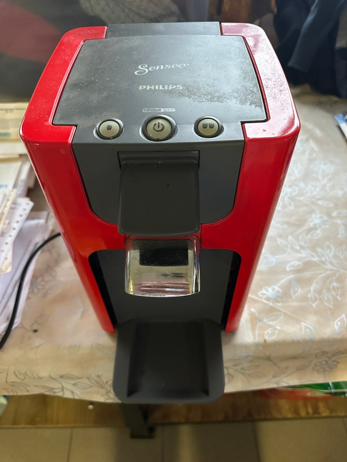 Mooie rode Philips Senseo Quadrante (HD7863), Gebruikt, Koffiemachine, Ophalen of Verzenden, Koffiepads en cups