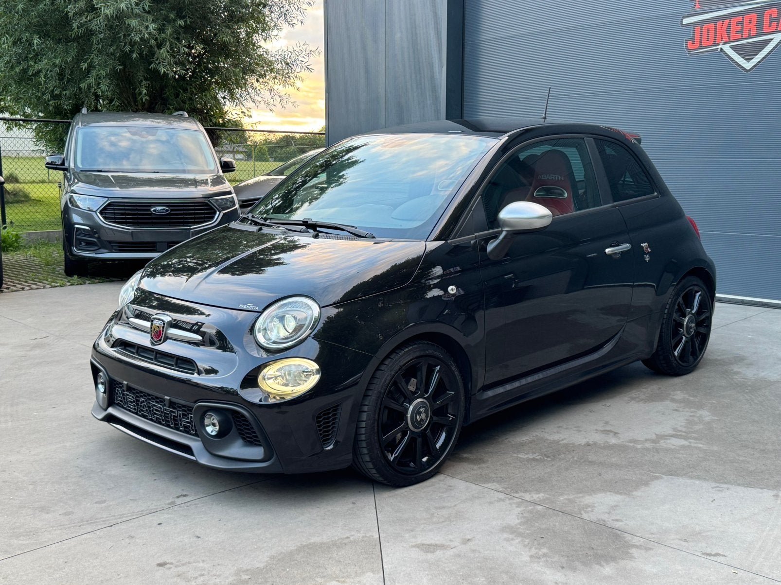 Abarth 595 Turismo 1.4 T 165PK CarPlay RoodLeder FullBlack, Cuir, https://public.car-pass.be/vhr/30dca649-2bef-40f7-a400-971940c6dcb9