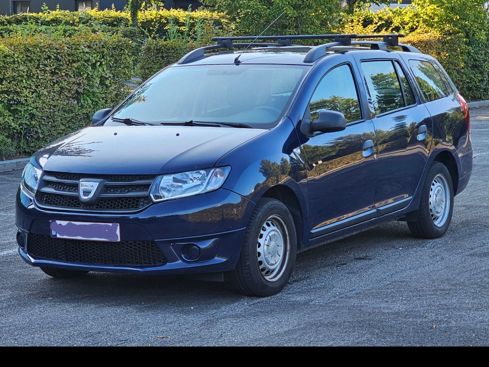 Dacia Logan 1,2 cc, 55 kw,s, 85 000 km,s euro 5 benz., Auto's, Dacia, Voorwielaandrijving, Euro 5, Stof, Zwart