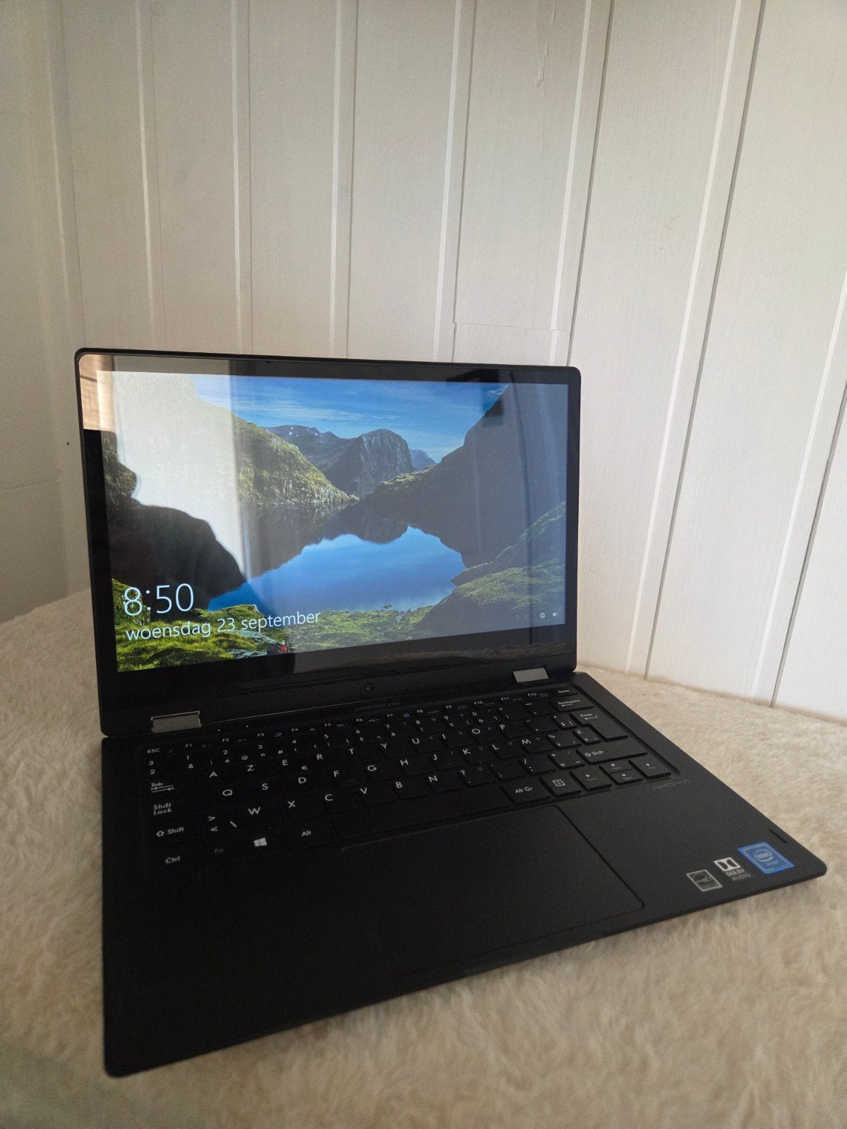 Medion Laptop/Notebook Akoya, HDD, 13 pouces, Avec écran tactile, Medion