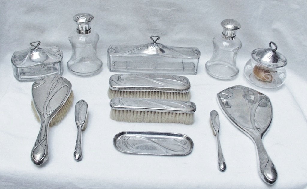WMF 12-delig toiletset., Antiek en Kunst, Curiosa en Brocante, Ophalen of Verzenden