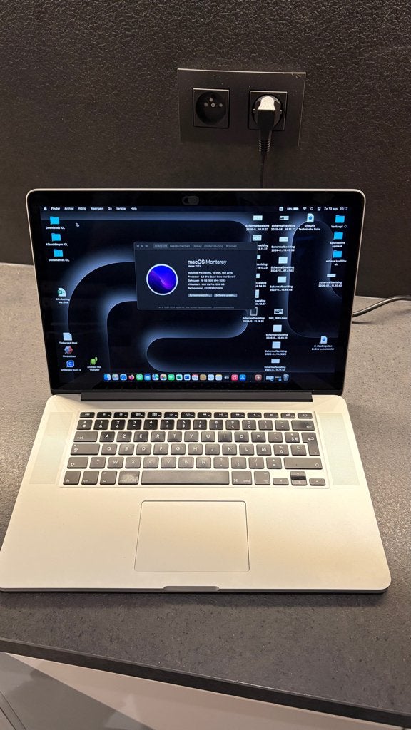 Apple Macbook Pro Retina 15" inch Mid 2015, Computers en Software, Gebruikt, 256 GB, 2 tot 3 Ghz, 15 inch