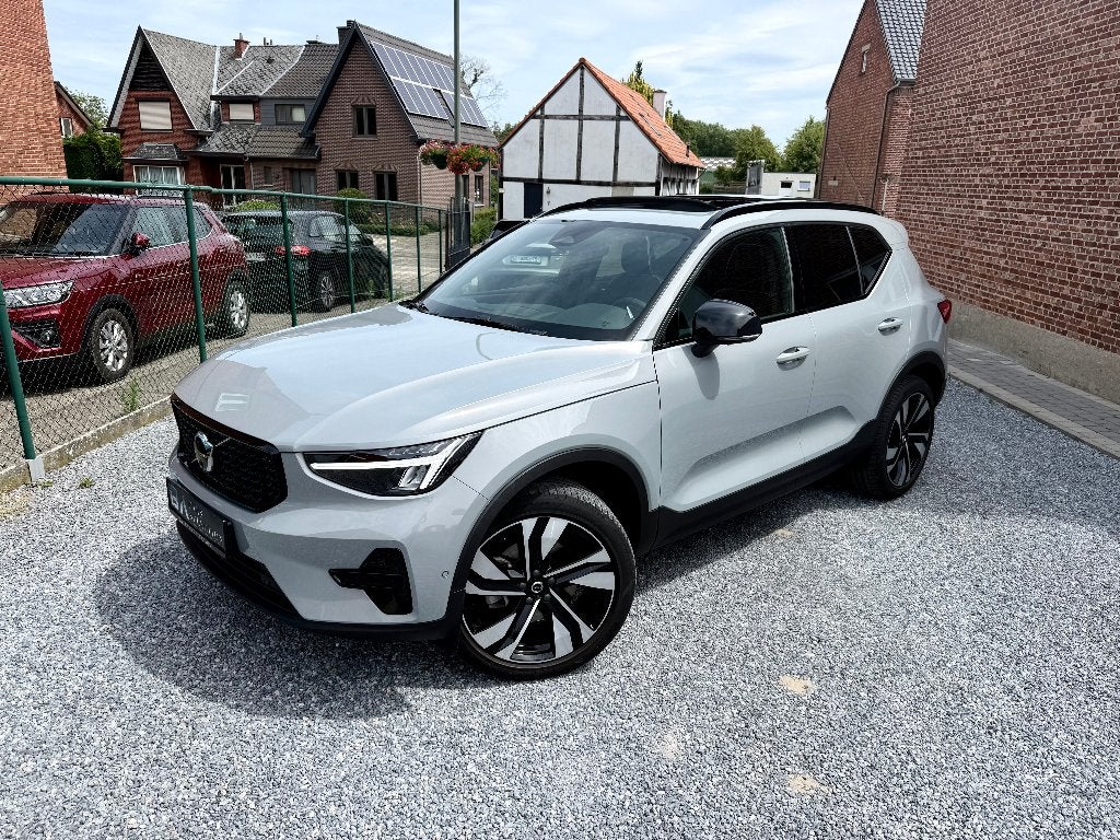 Volvo XC40 2.0 B3 MHEV Dark | 360 | Pano | Adaptive Cruise!, Auto's, Volvo, 2220 kg, 4 cilinders, 1969 cc, 120 kW