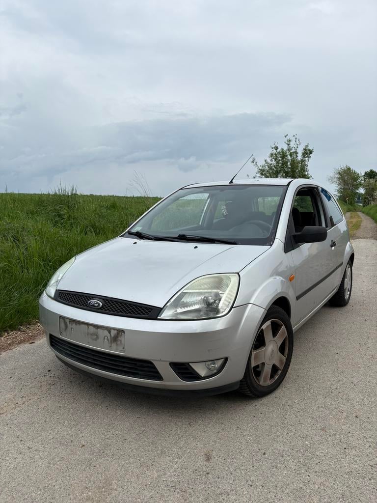 Ford Fiesta essence automatique 81 000 km climatisation, Achat, Entreprise, Automatique, Euro 4