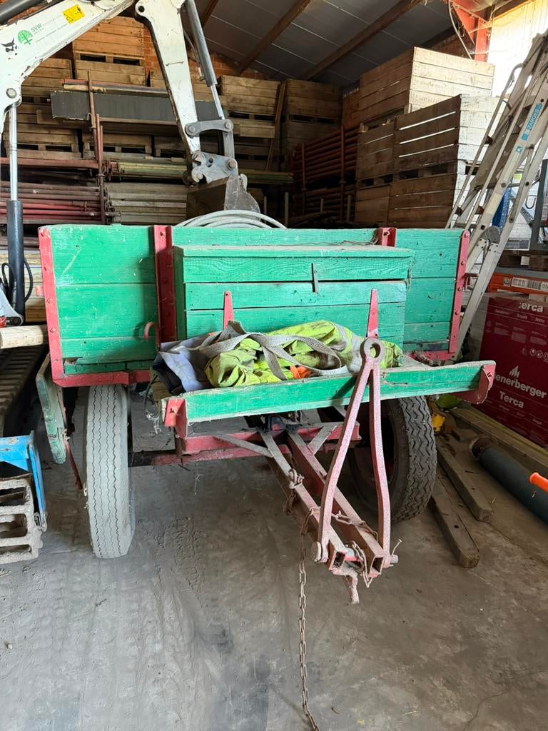 Vier wielwagen, Ophalen