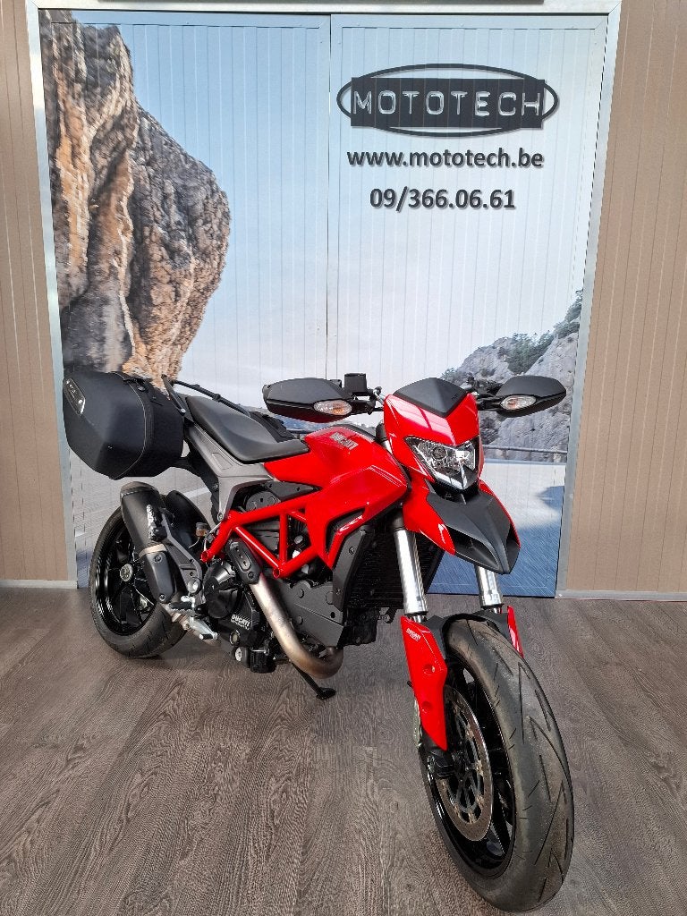 Ducati Hypermotard Hyperstrada, Motoren, 2 cilinders, Motorrijbewijs A, Meer dan 35 kW, ABS