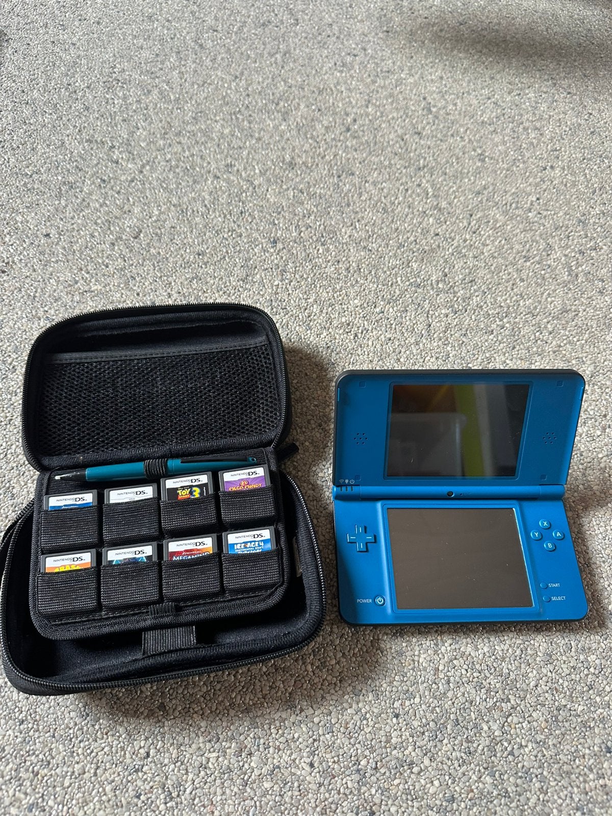 Nintendo DS XL, Consoles de jeu & Jeux vidéo, Dsi XL, Enlèvement ou Envoi, Comme neuf, Bleu
