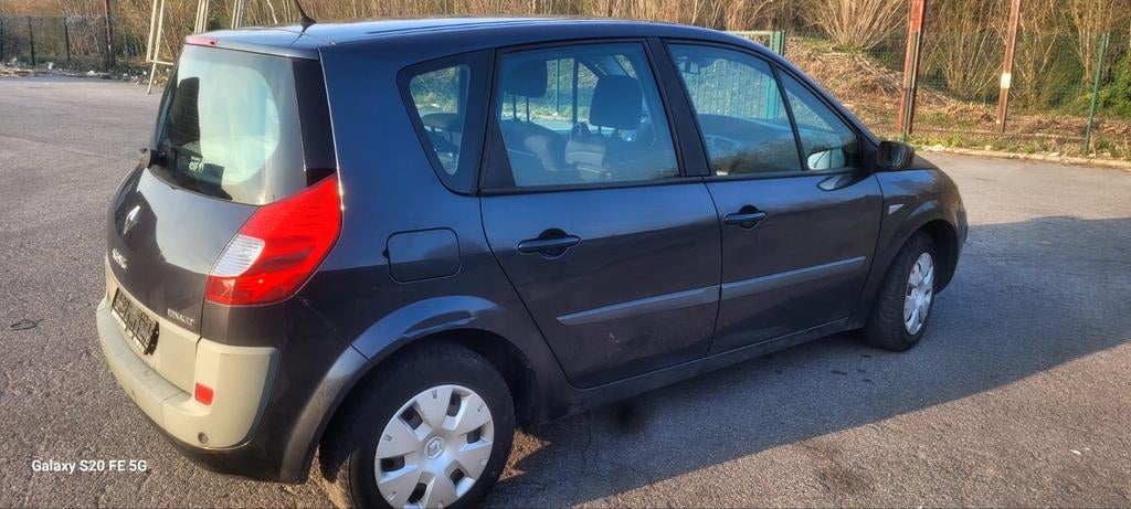 RENAULT MEGANE 07+CT VIÈRGE+1.5DCI+FEUILLE ROSE À 1499EU, Autos, Achat, Entreprise, Boîte manuelle, 5 portes