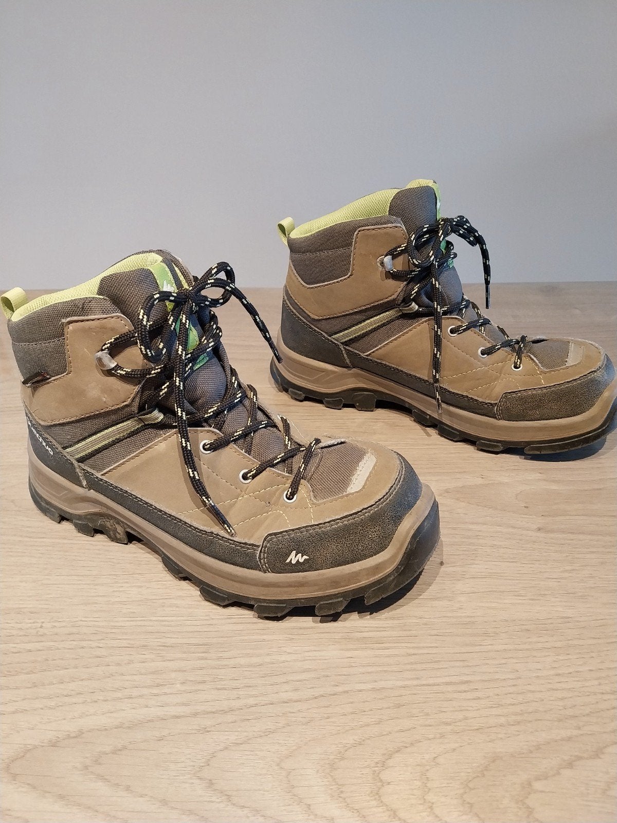 Wandelschoen Quechua maat 37, Ophalen, Gebruikt, Schoenen