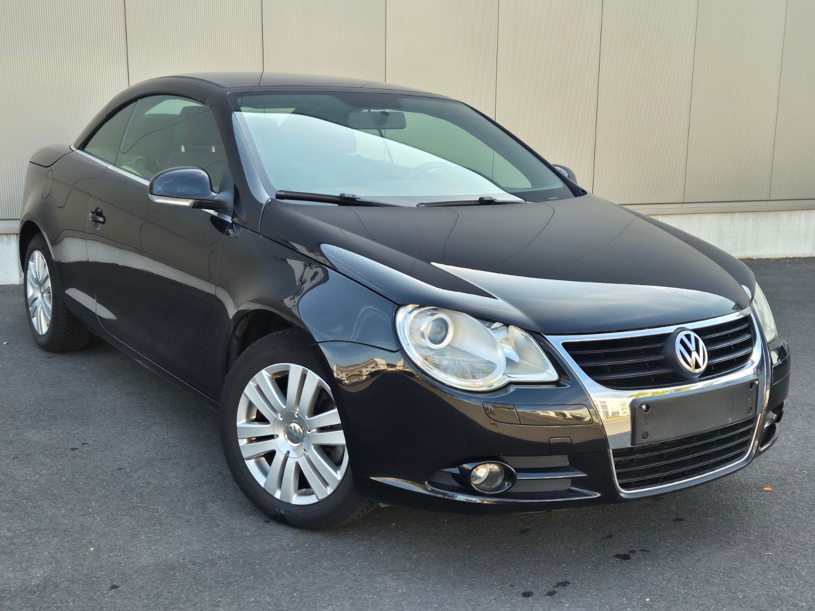 VW  EOS  1.4 Benzine 160...km Cabrio, Voorwielaandrijving, Stof, Zwart, Cabriolet