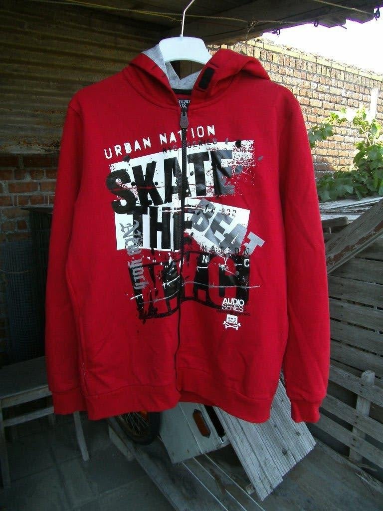 Rode hoodie met kap en rits maat 170-176, Kinderen en Baby's, Kinderkleding | Maat 170, C&A, Trui of Vest, Ophalen of Verzenden