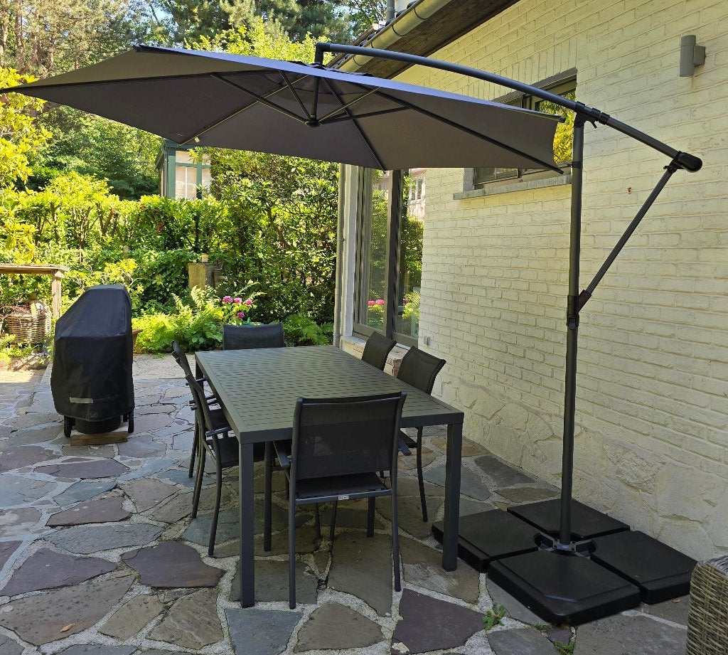 A vendre parasol déporté de la marque Hespéride, Comme neuf, Enlèvement, 2 à 3 mètres, Autres types