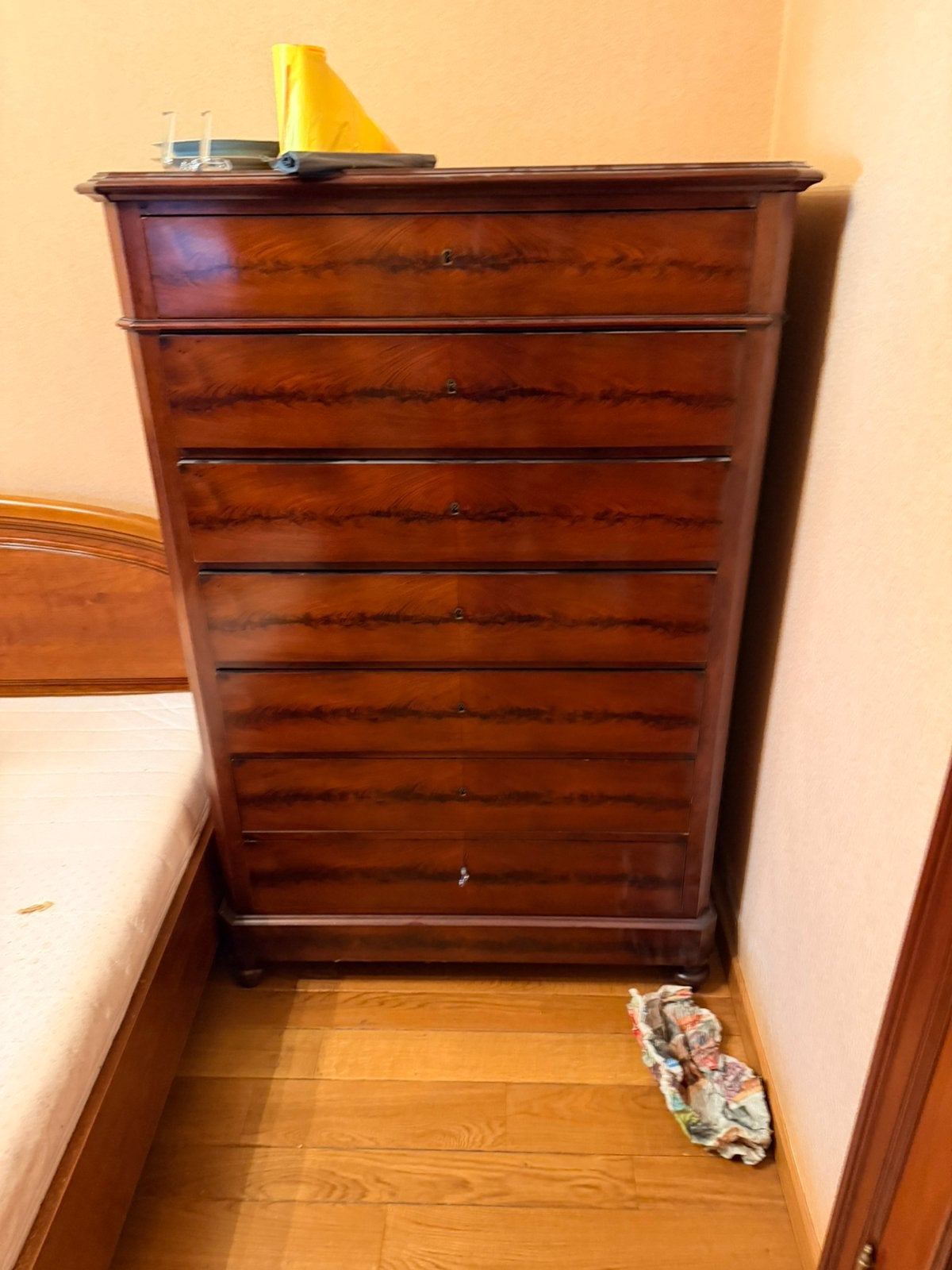 Commode ladenkast kleerkast Gent, Huis en Inrichting, Ophalen, Zo goed als nieuw