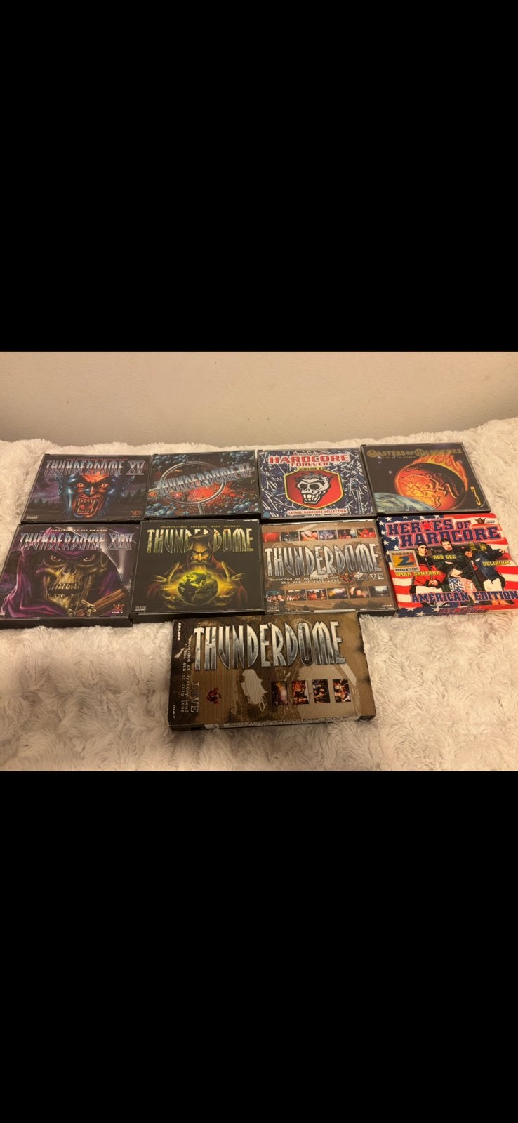 Thunderdome + Hardcore cd’s.  (+1 vhs cassette), Enlèvement, Utilisé, Hardcore