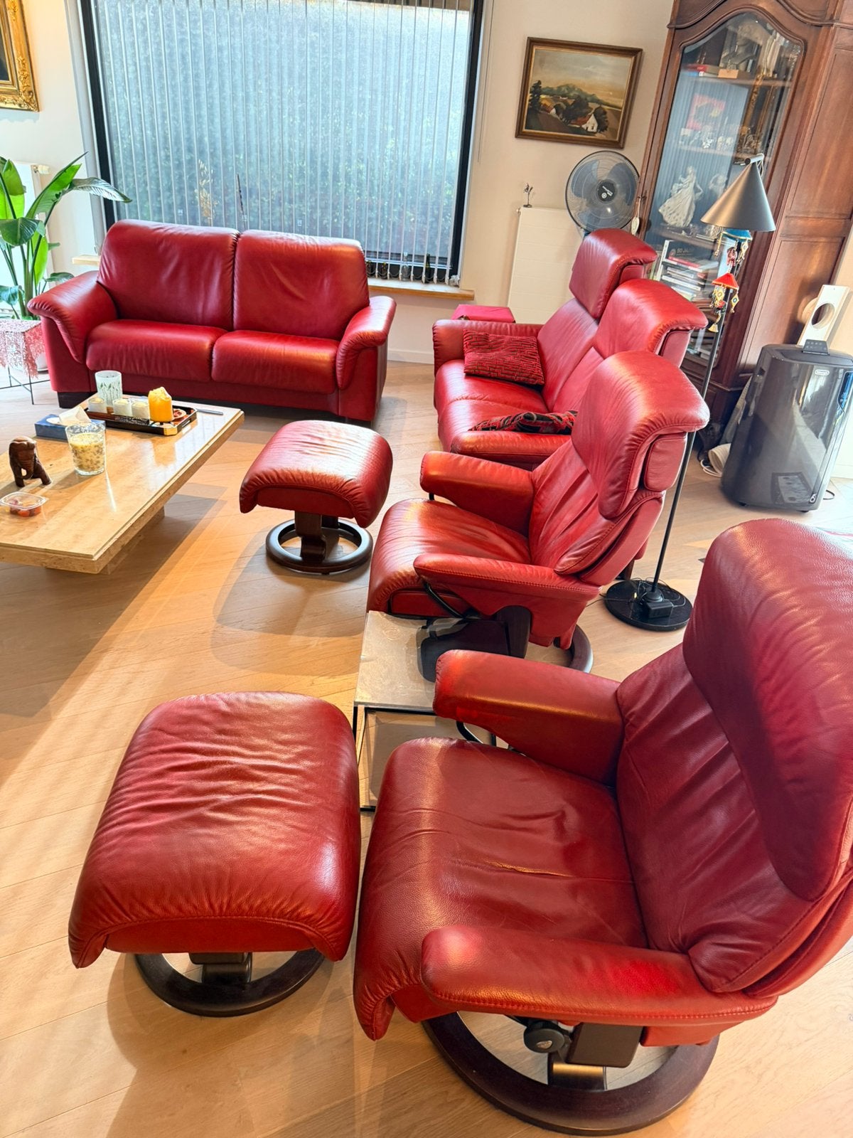 Mooie Rubyrood lederen salon van Stressless, Huis en Inrichting, Ophalen, Gebruikt, Hout, Stressless classic