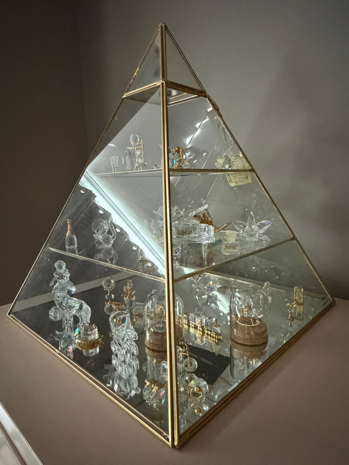 Swarovski piramide met 40 st (in prijs verlaagd!!), Antiek en Kunst, Ophalen