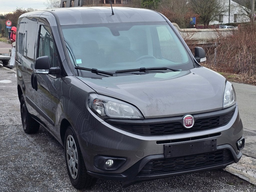 FIAT DOBLO 1.4 CNG 120pk 2020/60.000 KM/AIRCO/GPS/CAMERA, CNG (Aardgas), Bedrijf, Handgeschakeld, Navigatiesysteem