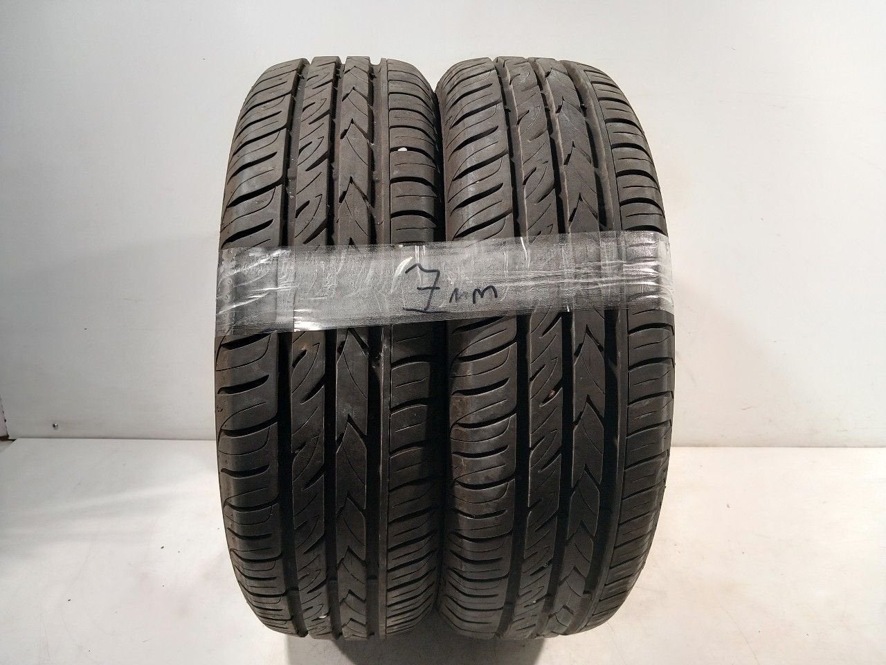 Bandenset 2 stuks Zomer 185 65 R15, Auto-onderdelen, Banden en Velgen, Onderdelen@venauto.nl, Van der Ven Autorecycling B.V., Gebruikt