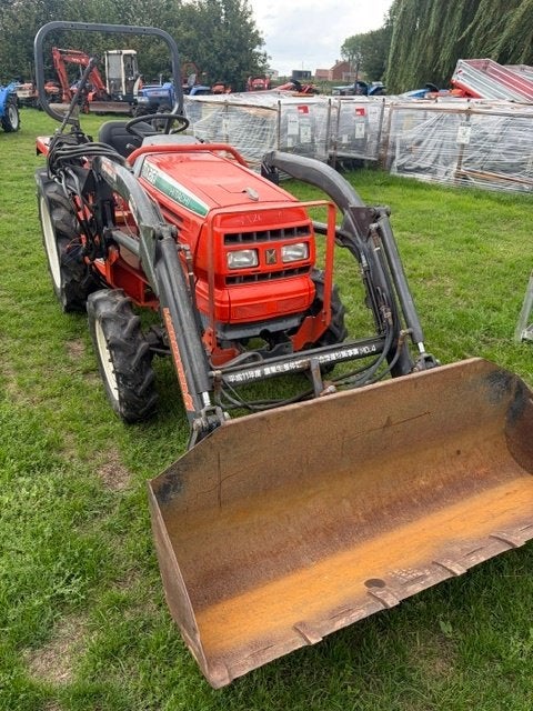 sterke hitachi nx 261 tractor met voorlader origineel, Enlèvement
