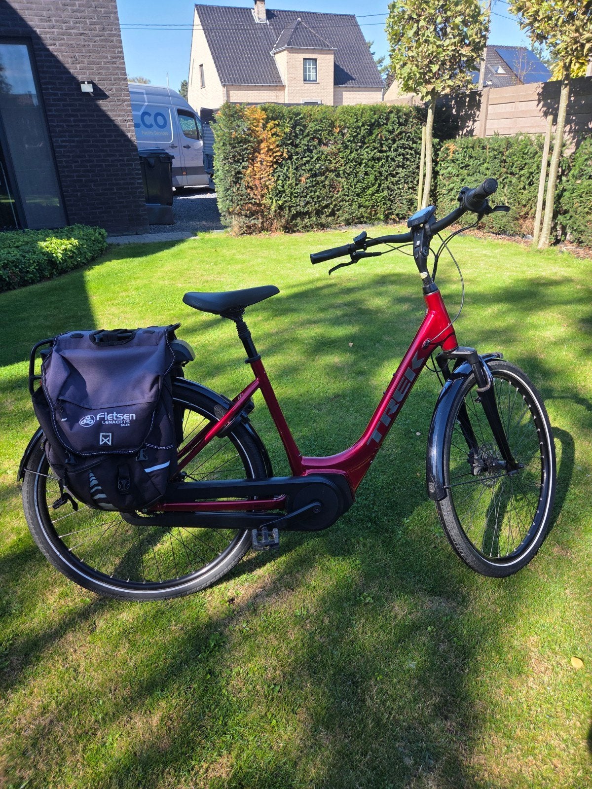 Trek district 4+, Fietsen en Brommers, Ophalen, Zo goed als nieuw, 50 km per accu of meer