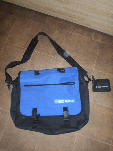 Sac à bandoulière/sac pour ordinateur portable, Enlèvement ou Envoi, Comme neuf, Bleu, Sac à bandoulière