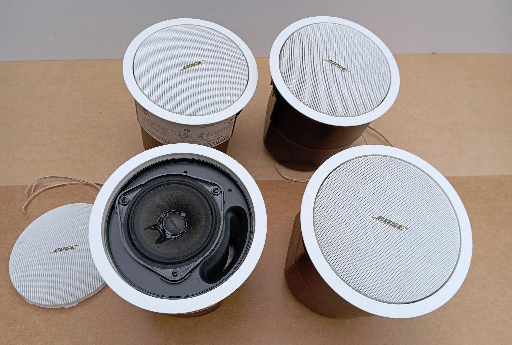 HAUT-PARLEUR ENCASTRÉ BOSE MODÈLE 32 À 4 HAUT-PARLEURS, TV, Hi-fi & Vidéo, Enceintes, Enlèvement ou Envoi, Utilisé, Moins de 60 watts