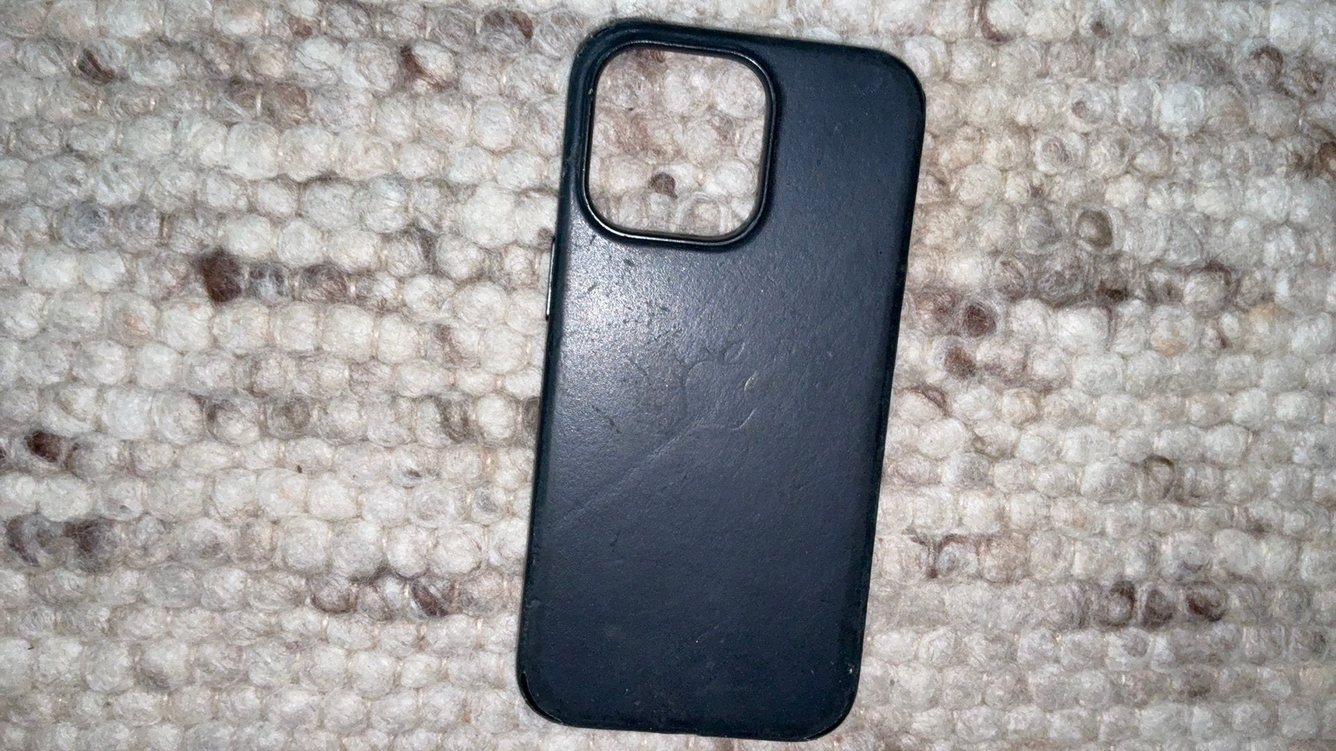 Hoesje iphone 13 pro, merk apple, zwart leer, Telecommunicatie, Rondom bescherming, IPhone 13 Pro Max, Ophalen of Verzenden, Leer
