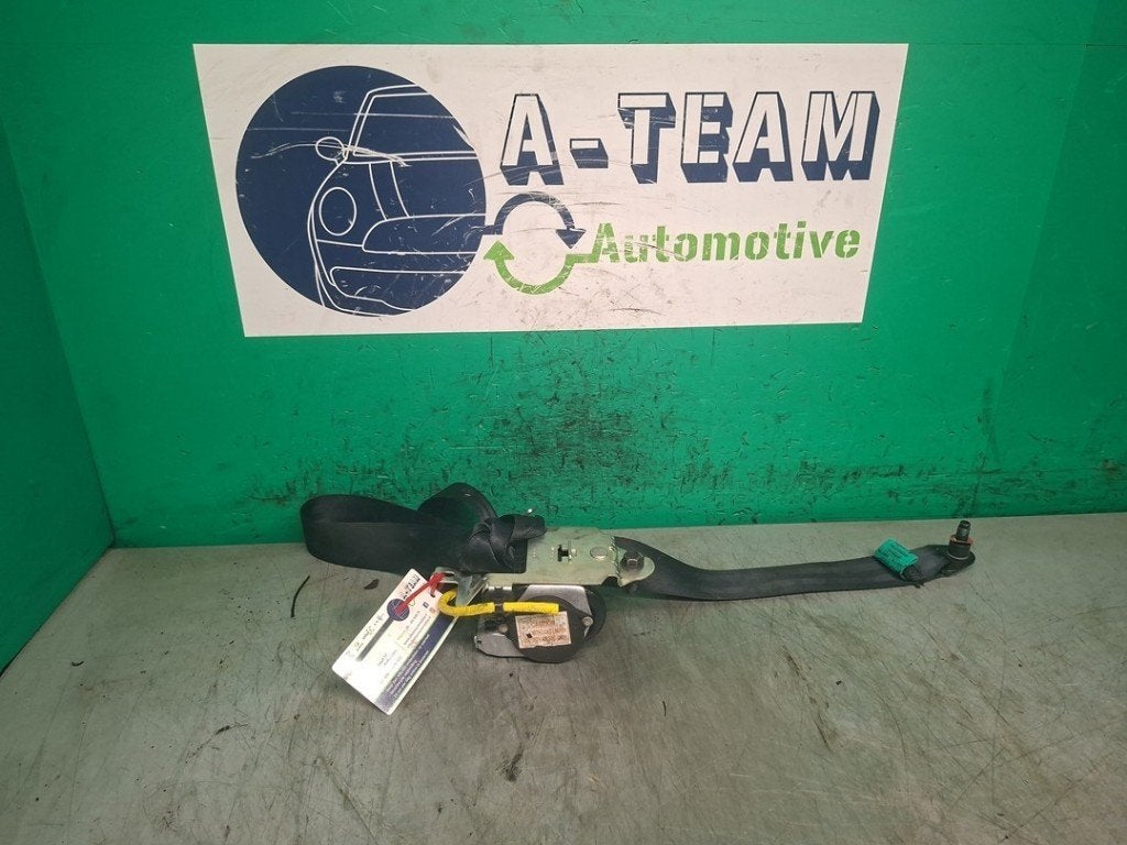 VEILIGHEIDSGORDEL RECHTS VOOR Hyundai i10 (F5), Hyundai Motor Deutschland GmbH, Gebruikt, Kaiserleipromenade 5
63067  Offenbach am Main, DE