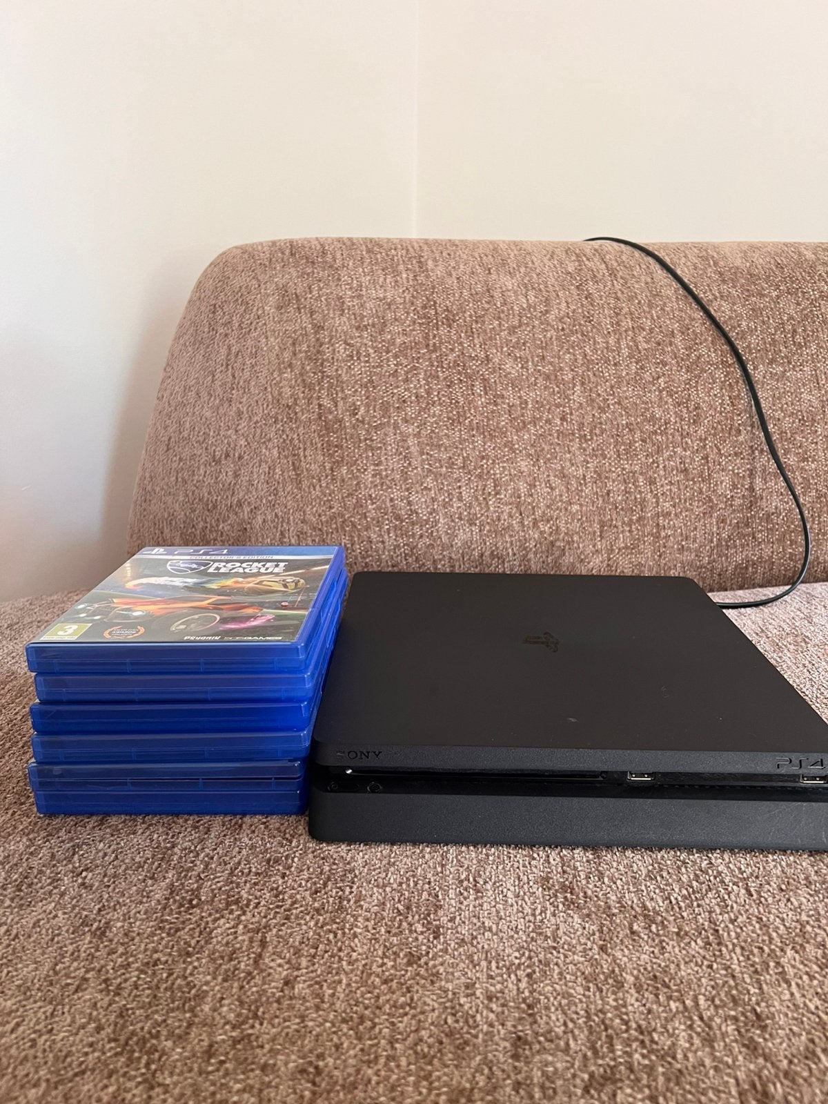 Ps4 + games, Ophalen, Zo goed als nieuw, Original, Met 3 controllers of meer